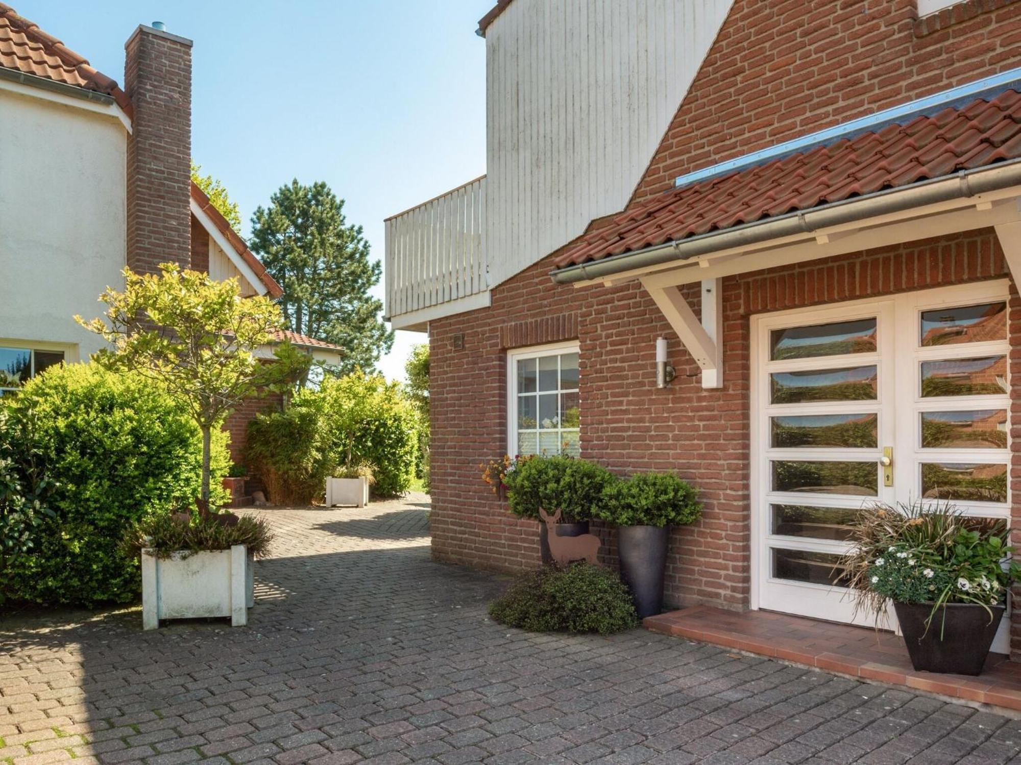 Enticing Holiday Home In Oldenburg With Garden Near Sea Dannau Exterior foto